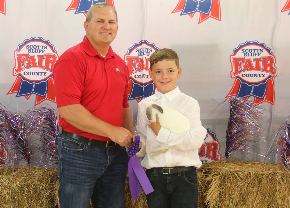 Scotts Bluff County Fair Grand Champions and their buyers